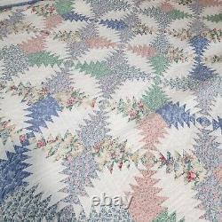 Vintage Arch White Pineapple Quilt Cotton, 78 in. (W) x 82 in. (L) RN74888