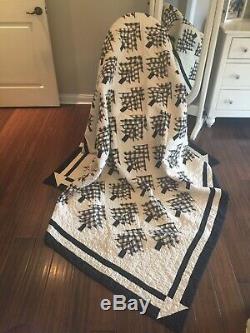 Vintage Black & White Hand Quilted Handmade Pine Tree Quilt 5 Star Free Shipping