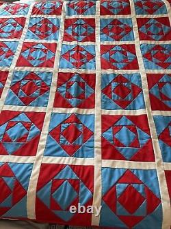 Vintage Diamond Quilt Red White Blue Reversible Flowers Approx. 78 X 92