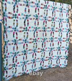 Vintage Double Wedding Ring Quilt