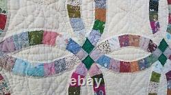 Vintage Double Wedding Ring Quilt