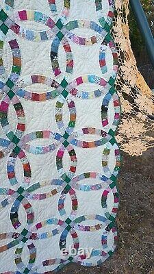 Vintage Double Wedding Ring Quilt