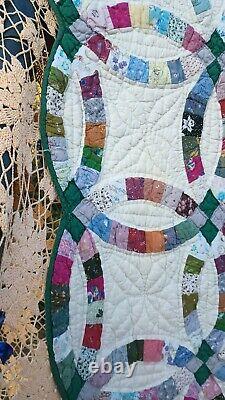 Vintage Double Wedding Ring Quilt