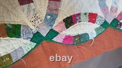 Vintage Double Wedding Ring Quilt