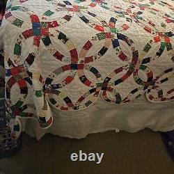 Vintage Double Wedding Ring Quilt Hand Made Queen Size Excellant Condition