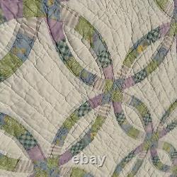 Vintage Double Wedding Ring Quilt Handmade Cotton Patchwork Cottagecore