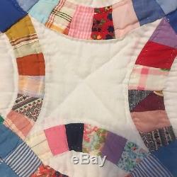 Vintage Double Wedding Ring Quilt Handmade Feed Sack Patchwork quilt 90x82