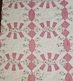 Vintage Double Wedding Ring Quilt Handmade Pink White Floral 76 x 75