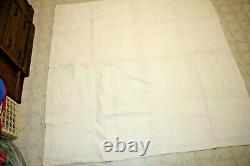 Vintage Dresden Plate Hand Stitched Quilt Feedsack Scalloped Edge 79 x 78 EUC