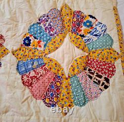 Vintage Dresden Plate Quilt Handmade Hand Quilted 69 x 83 1930s 1940s