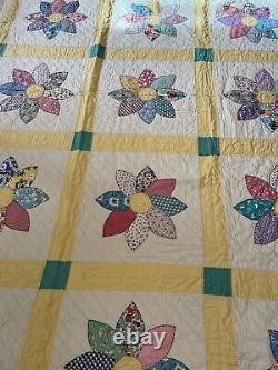 Vintage FLORAL STAR 8 Point Quilt, Hand Stitched, 20 Squares, 84 X 102