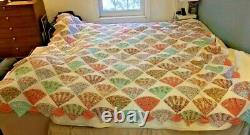 Vintage Fan Pattern Quilt, Hand Quilted, 100 X 86