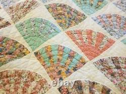Vintage Fan Pattern Quilt, Hand Quilted, 100 X 86