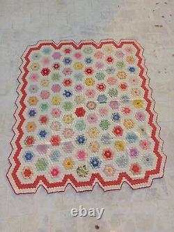 Vintage Gorgeous Hand Made Applique Quilt Bedcover/Bedspread 216×187 Cm