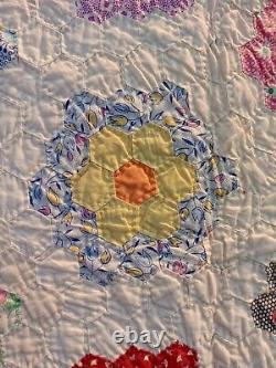 Vintage Gorgeous Hand Made Applique Quilt Bedcover/Bedspread 216×187 Cm