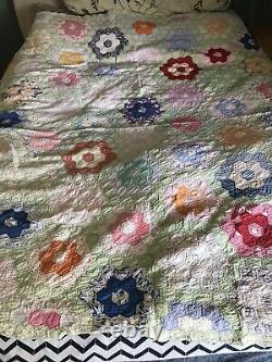 Vintage Grandmothers Flower Garden Cotton Handmade Feedsack Quilt