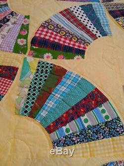 Vintage Hand Made Hand Stitched Hand Sewn Quilted Quilt Fan Pattern 78 x 91