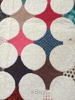 Vintage Hand Made Quilt Hand Quilted White Circle White Back 83 x 67