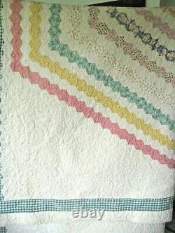 Vintage Hand Made Quilt Machine Stitched 101 x 84 Multi-Color Spiral Design