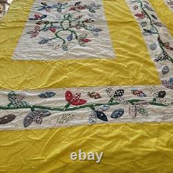 Vintage Hand Made Stitched Applique Floral Leaves Quilt 88 X 82 Yellow White