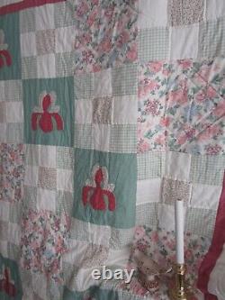 Vintage Hand Quilted HANDMADE QUILT, LARGE, 92 X 112, UNUSED, APPLIQUE, UNUSED