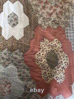 Vintage Hand Sewn Light Weight King Size Patchwork Quilt 225 x 255cm Hexagons