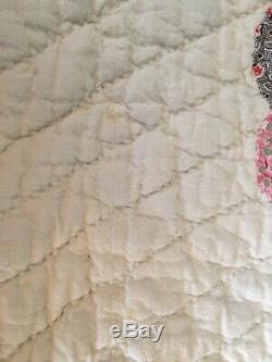 Vintage Hand Stitched Hand Made Dresden Plate Quilt Wow