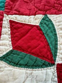 Vintage Hand Stitched Red, White, Green Tulip Flower Poinsettia Quilt 68 X 70