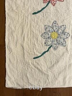 Vintage Handmade 30 Daisy Flower Applique White Multicolor Quilt 84x100 Queen