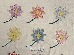 Vintage Handmade 30 Daisy Flower Applique White Multicolor Quilt 84x100 Queen