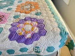 Vintage Handmade Amish Grandmother's Flower Garden Quilt A466