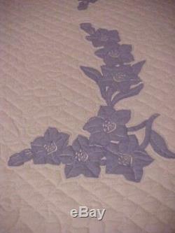 Vintage Handmade Applique Quilt Blue & White Flowers