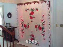 Vintage Handmade Appliqued Poppy Quilt Scalloped Edges approx. 72 x 86