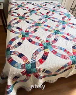 Vintage Handmade Double Wedding Ring Patchwork Quilt Hardly Used A494