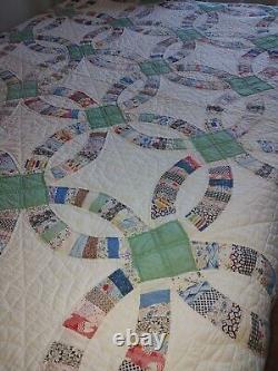 Vintage Handmade Double Wedding Ring Quilt