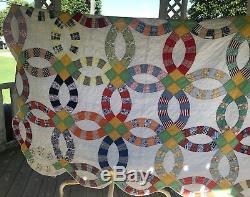Vintage Handmade Double Wedding Ring Quilt 71x83 Patchwork Photography