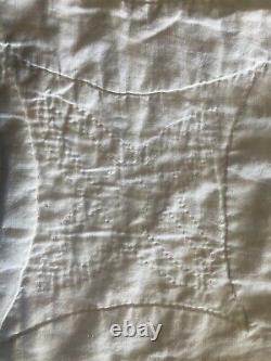 Vintage Handmade Double Wedding Ring Quilt Pink Blue & White Scalloped 80x80