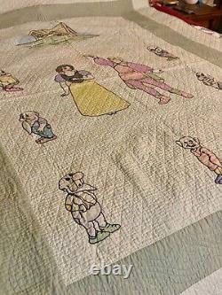 Vintage Handmade Embroidered Disney Snow White & Seven Dwarves Quilt