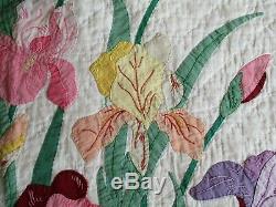 Vintage Handmade Floral Applique Iris Flower Quilt MINT 74x89