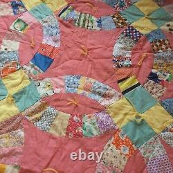 Vintage Handmade Flour Sack Quilt Double Wedding Ring Pattern Twin Size 62x80