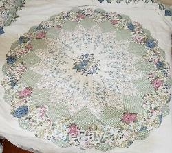 Vintage Handmade Full Size Quilted Bedspread and Two Shams 84.5 x 99.25