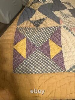 Vintage Handmade Geometric Patterned Quilt 72 X 78 Double Full 1920-30 Cotton