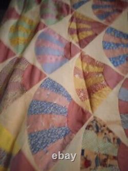 Vintage Handmade Grandmother's Fan Pattern Quilt Top c1940 king size
