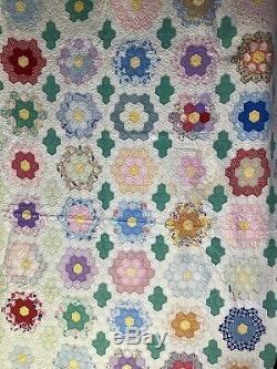 Vintage Handmade Grandmother's Flower Garden Patchwork Quilt 76 x 74
