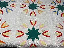 Vintage Handmade Green Amish Star + Tulip Quilt Cotton 82x69 11 SPI FLAWED