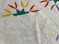 Vintage Handmade Green Amish Star + Tulip Quilt Cotton 82x69 11 SPI FLAWED