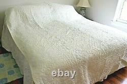 Vintage Handmade Hand Quilted Cross Stitched Quilt Green and White 90 x 79