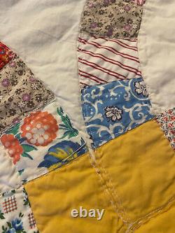 Vintage Handmade Hand Quilted Feed Sack Wedding Ring Quilt Small Quilt Lap top