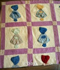 Vintage Handmade Hand Quilted Sunbonnet Sue Pattern Quilt 62 X 78