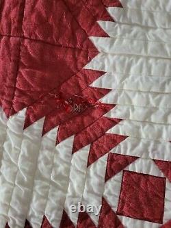 Vintage Handmade Log Cabin Pineapple Red & White color Quilt size 92 x 99